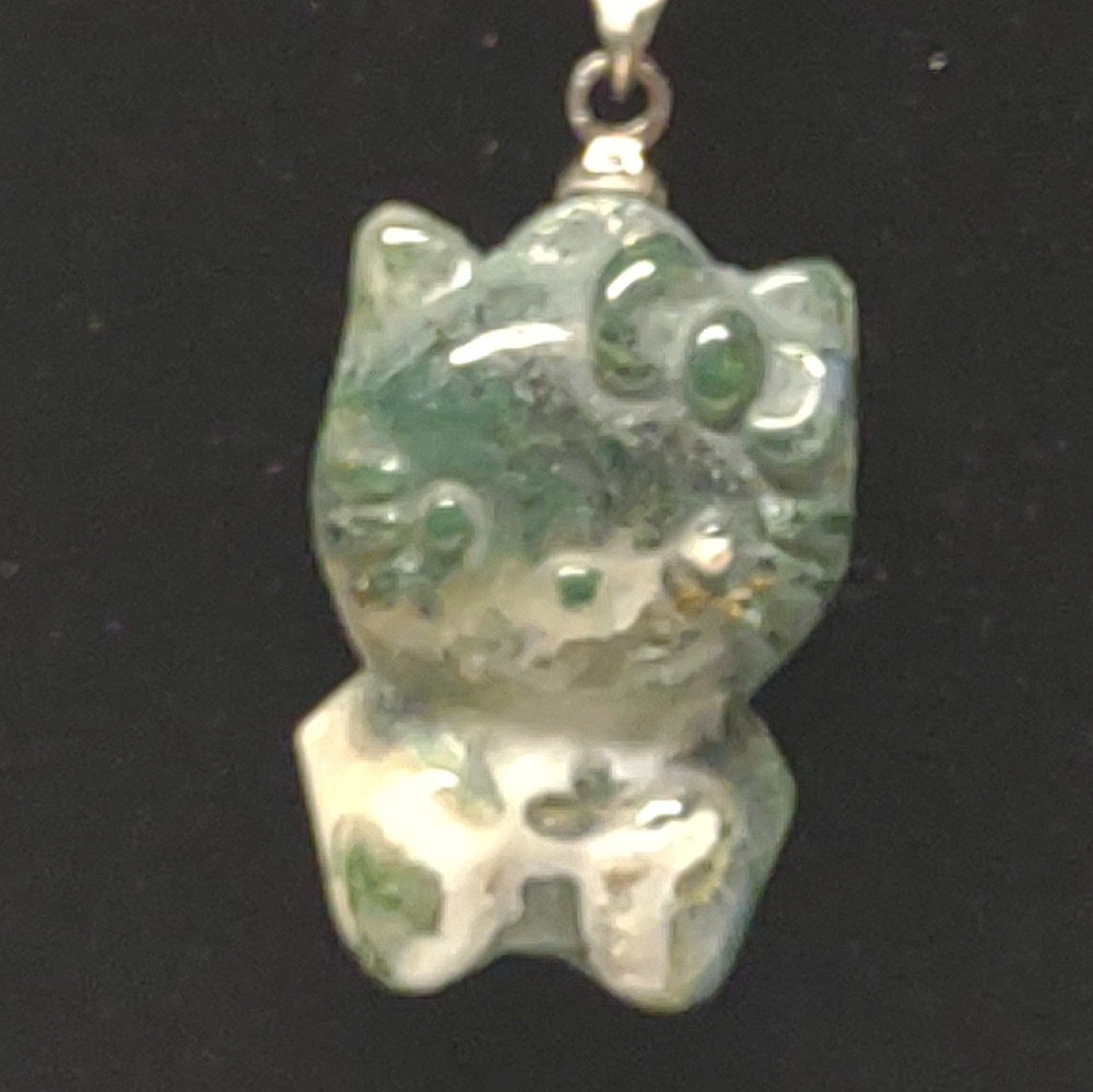 Moss agate pendant